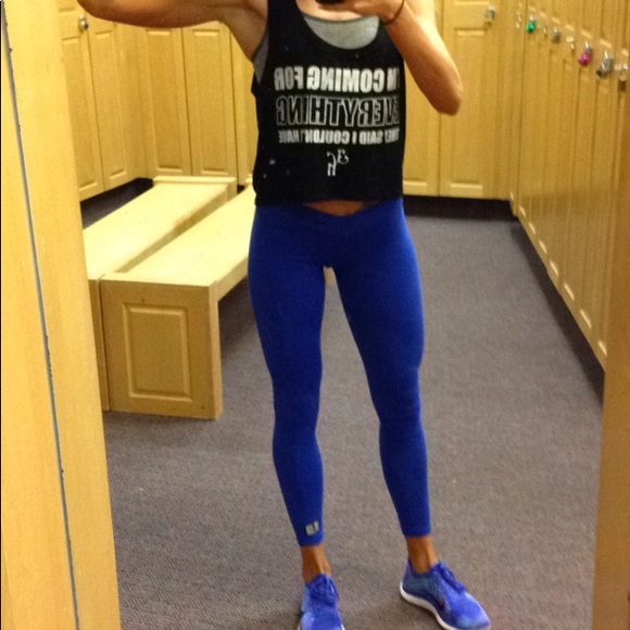 Celestial Bodiez Booty Scrunch Leggings - Picture 7 of 7